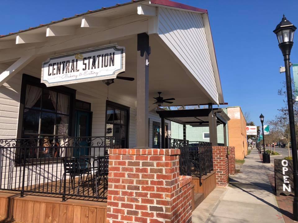 Central Station Bakery & Eatery in Springfield, Georgia