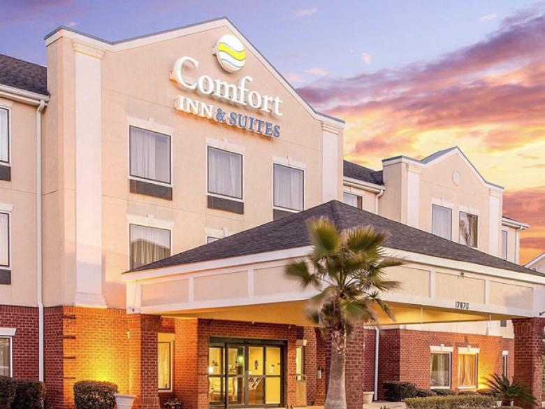 Comfort Inn & Suites Statesboro exterior