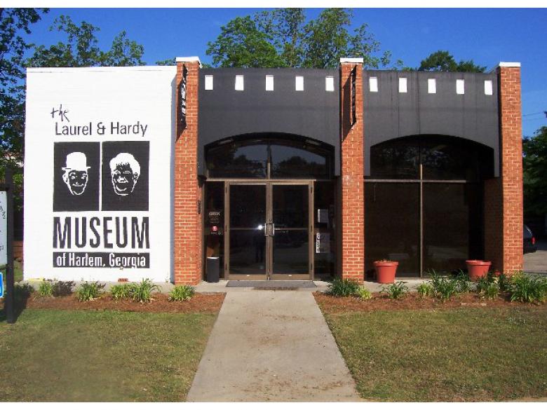 Laurel & Hardy Museum exterior
