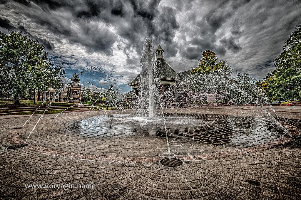 Downtown Duluth Fountain. Photo by Oleg Koryagin. Submitted via Facebook.