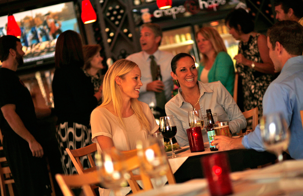 Dining at Chops & Hops. Photo by Gary Gufner