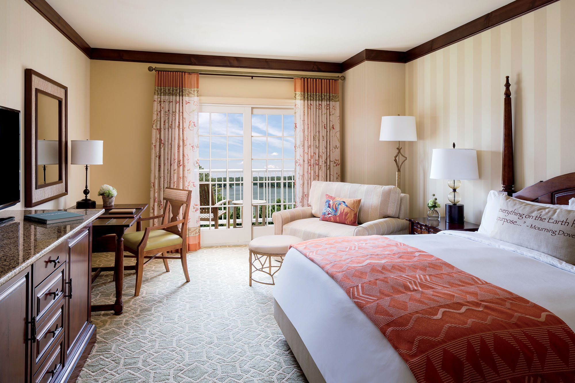Room at the Ritz-Carlton Reynolds, Lake Oconee