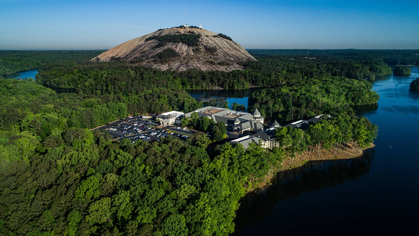 Atlanta Evergreen Lakeside Resort | Explore Georgia