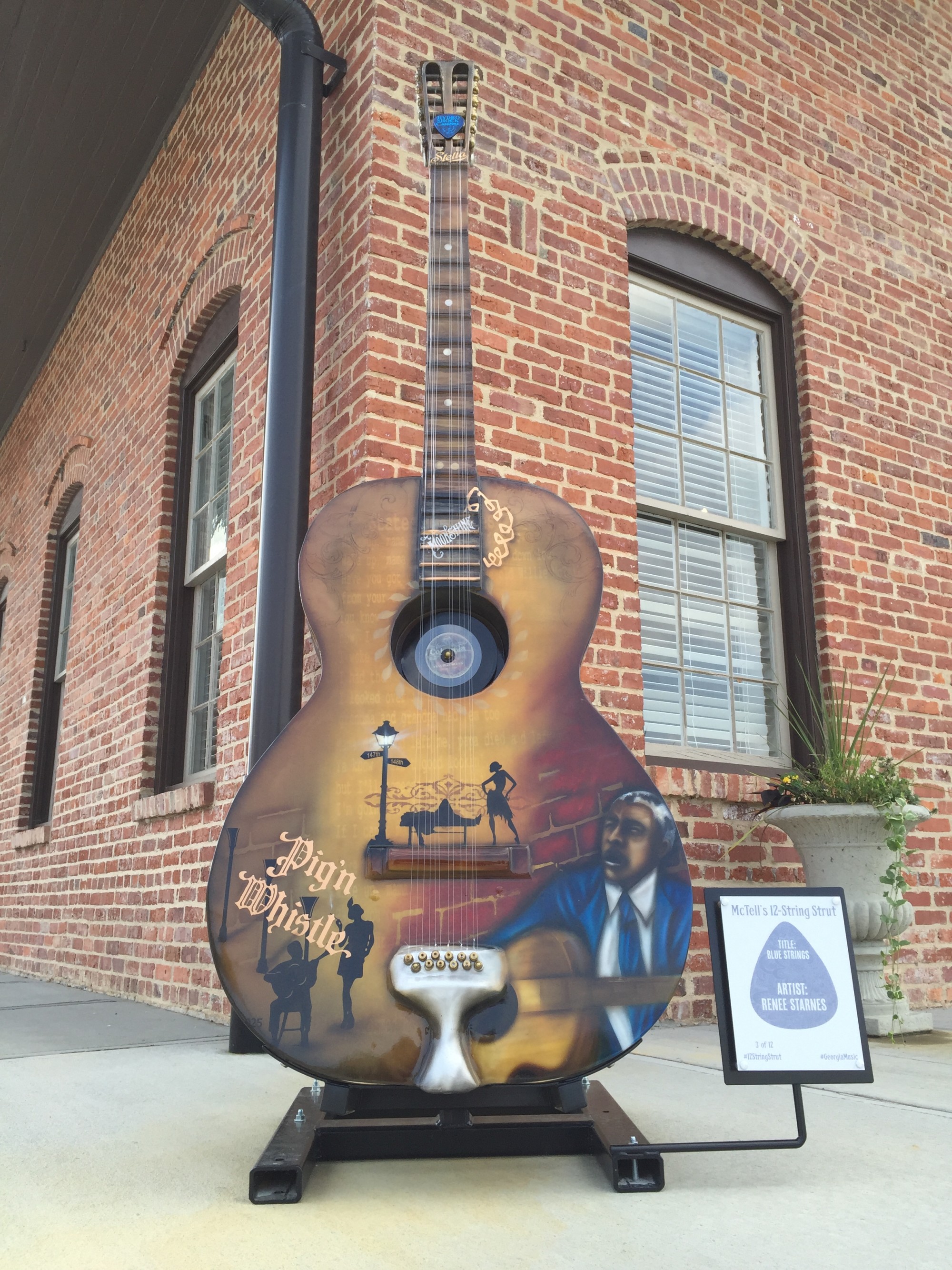 McTell's 12-String Strut | Explore Georgia