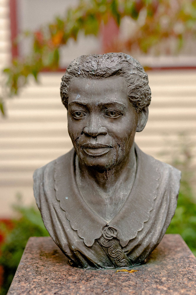 Statue of Lucy Craft Laney in Augusta, Georgia
