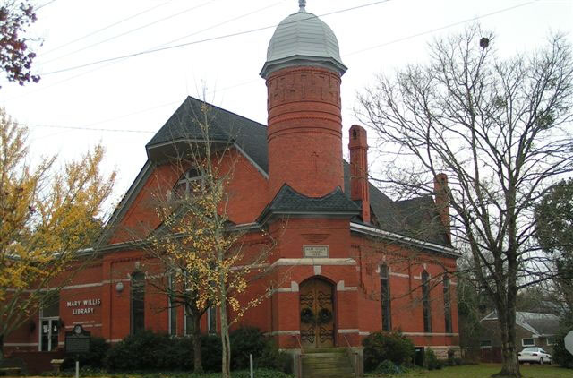 Exterior of the Mary Willis Library in Washington, Georgia