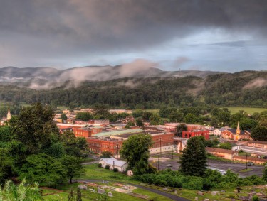 Downtown Ellijay. Photo by Rick Lucas