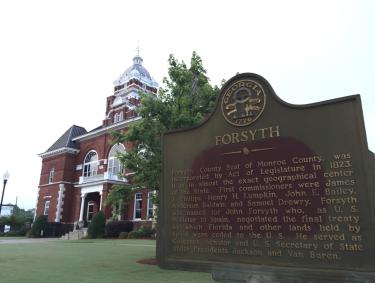 City of Forsyth marker in front of the capital