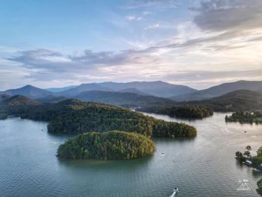 Aerial view of Lake Chatuge in Hiawassee, Georgia. Photo by @overwatchproductions