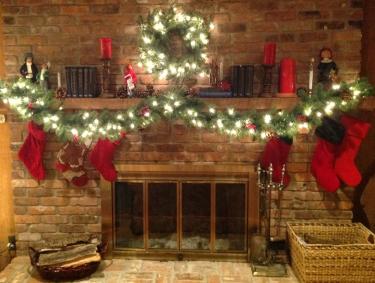 Christmast-Stocking-on-Mantle-web