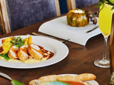 Atlas at the St. Regis in Atlanta