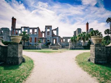 Dungeness Ruins on Cumberland Island, Georgia. Photo by Justin Hardigree, @justin.hardigree