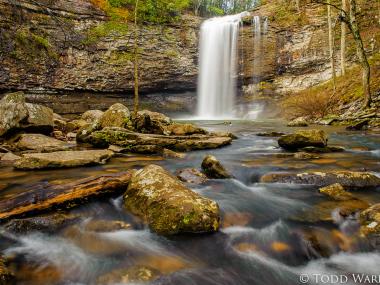 Cloudland Canyon waterfall in Rising Fawn, Georgia