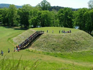 Etowah Indian Mounds State Historic Site