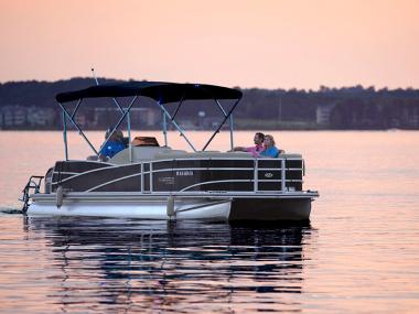 Sunset boat ride on Lake Oconee
