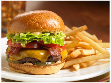 Bacon Cheddar Burger at Midtown Grill in Cornelia, Georgia