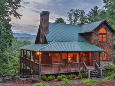 Dragonfly Dreams Luxury Cabin Rentals in Ellijay, Georgia