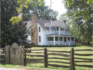 Seventy-four Ranch Bed and Breakfast in Jasper, Georgia