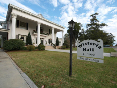 Wisteria Hall Bed & Breakfast in Waynesboro, Georgia