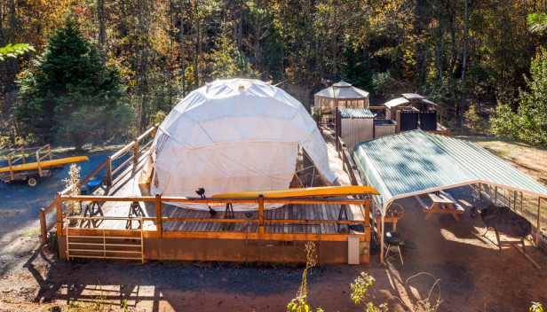 Geodesic dome camping at Elatse'yi Mountain Retreat in Ellijay, Georgia