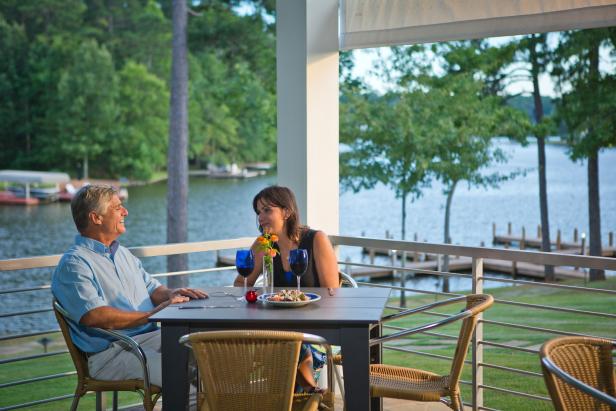 Bone Island Grillhouse in Eatonton, Georgia