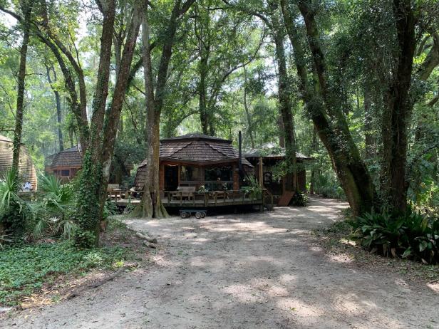 The Hostel in the Forest in Brunswick, Georgia