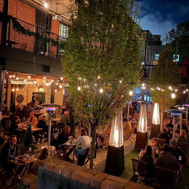 Outdoor dining in Atlanta at Forza Storico