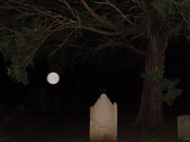 Decatur, Georgia, cemetery at night