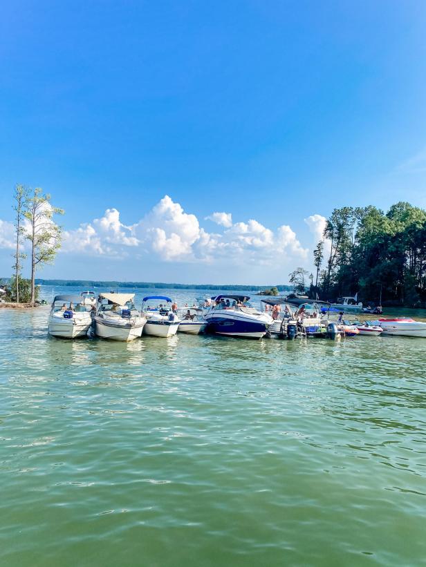 Boats on the water at Lake Lanier in Gainesville, Georgia