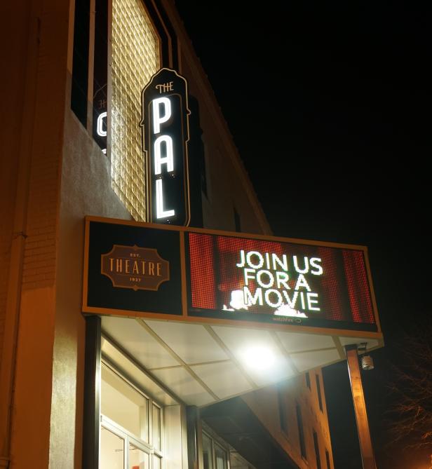 Exterior of the PAL Theatre in Vidalia, Georgia.