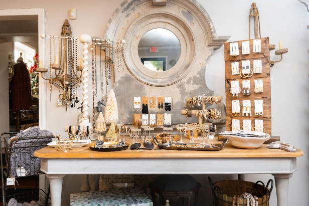 Accessories at La Bella Maison in Alpharetta, Georgia
