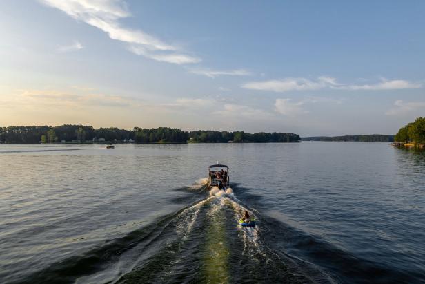 Boating on Lake Sinclair