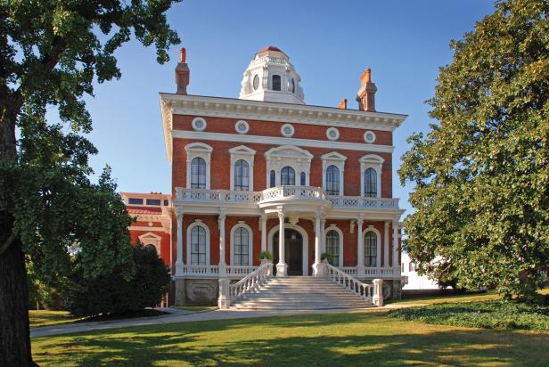 Exterior of Hay House in Macon, Georgia