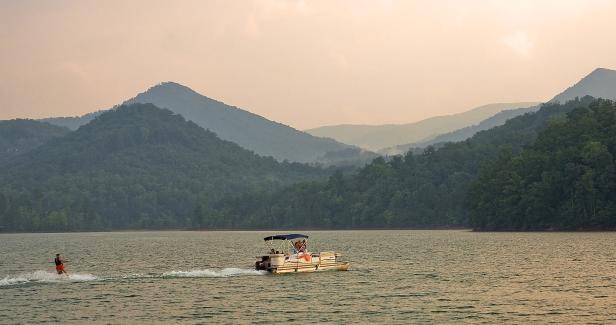 Boating on Lake Chatuge in Hiawassee, Georgia