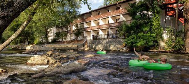 Helendorf River Inn Suites in Helen, Georgia
