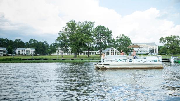 Pontoon boat on Lake Blackshear in Cordele, Georgia