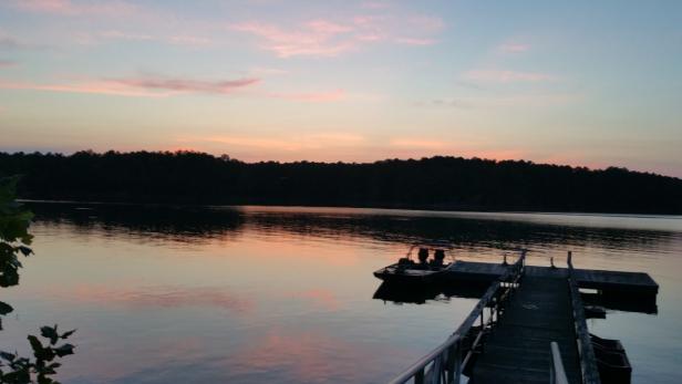 Sunrise over the lake at Mistletoe State Park