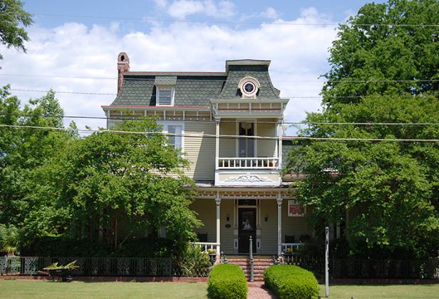 Exterior of the Rothschild-Pound House in Columbus, Georgia