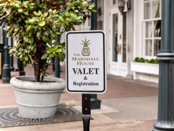 Valet Parking at The Marshall House
