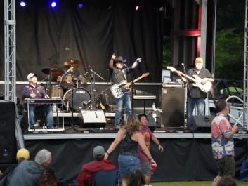 Main Street Park Concert