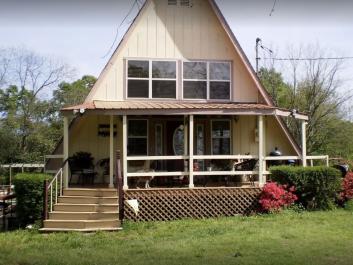 Entrance, porch area