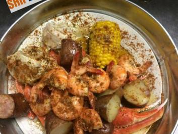 Ship 2 Shore _ Shrimp and Crab Legs steamer pot_ Kingsland GA