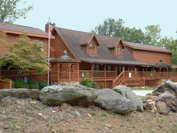 Mountain Top Inn & Resort Lodge