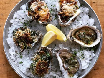 Oyster Trio