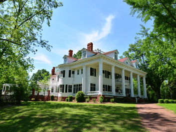The Twelve Oaks Bed and Breakfast in historic Covington, GA!
