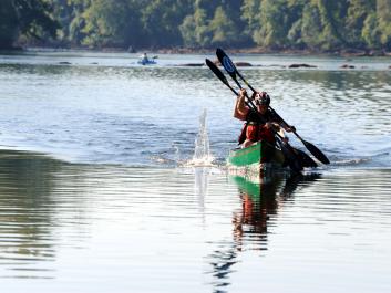 Visitors can canoe on the lake, creeks, or the Chattahoochee River. 