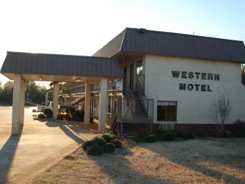 Entry into the Western Motel