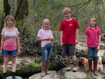 The Rus kids (Ondrea, Kinsley, Parker, Myla)