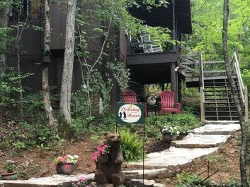 Dancing Bear Cabin