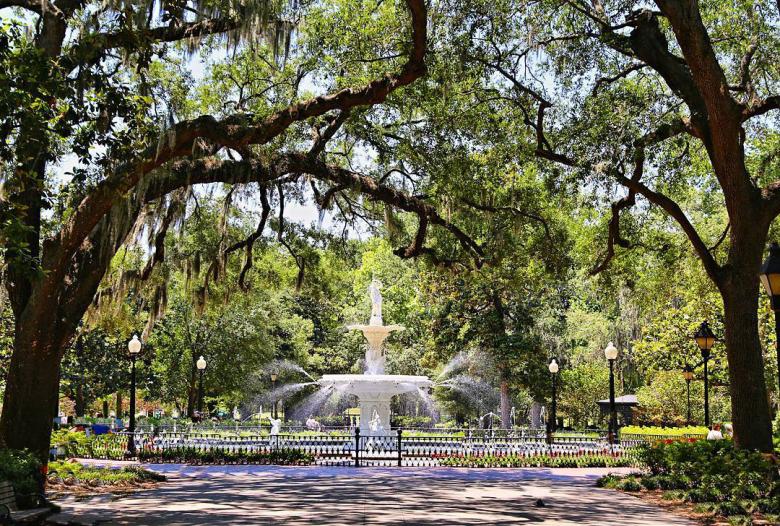 Forsyth Park fountain